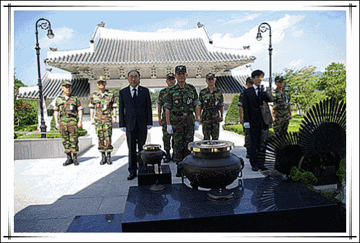 육군 제7기동군단 이준구 중장 방문... 이미지